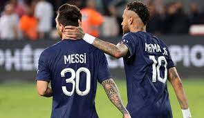 Messi passeert Romario als derde beste doelpuntenmaker ooit